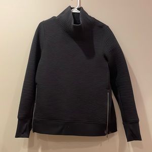 Only wore a few times. Kinda dusty because it has been in my closet forever